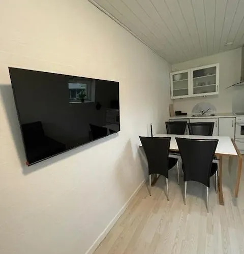 Hyggelig Og Funktionel Lejlighed Gadbjerg